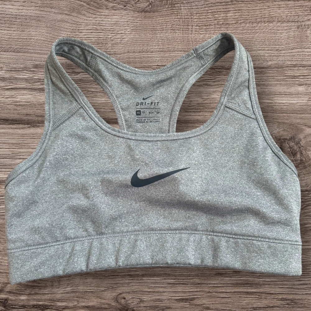 Nike sports bra gray size XS